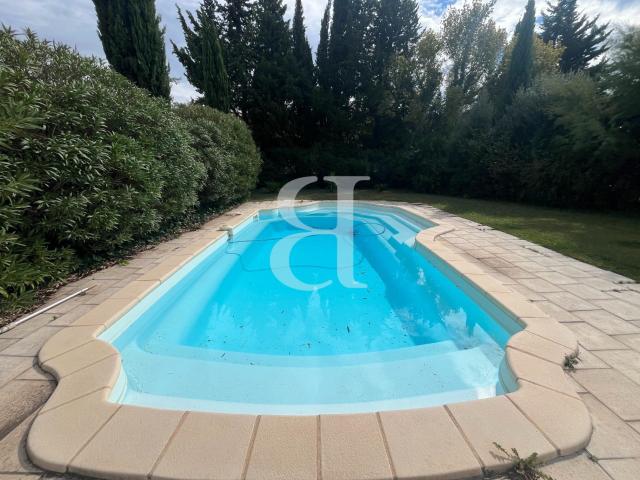 Mas de caractère avec piscine à Carpentras 305m² Carpentras