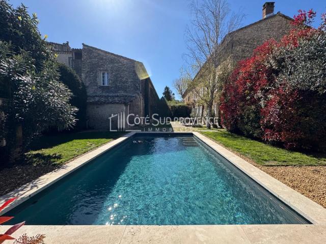 Mas De Village Saint Didier 320m² Saint Didier