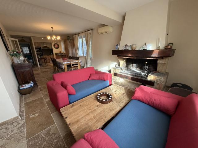 Mas en campagne avec un fort potentiel 138m² Entrechaux