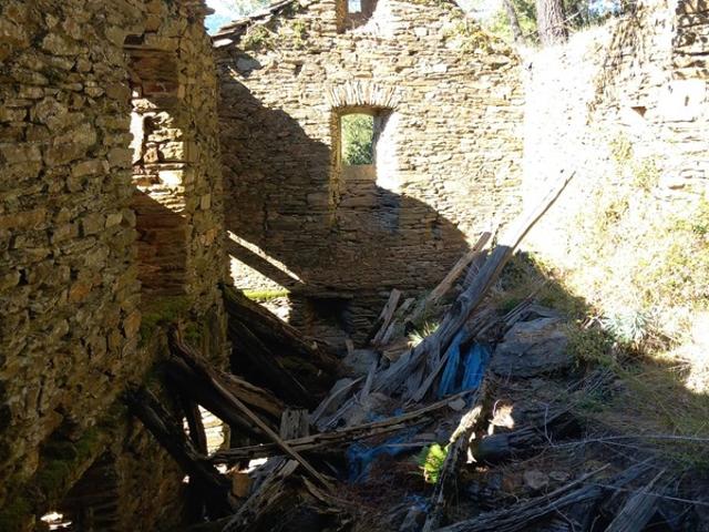 Mas en ruine AUJAC 30