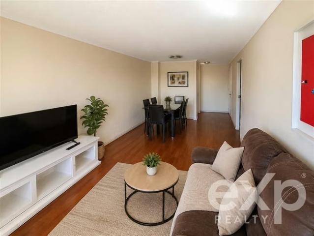 Más espacio para tu familia: 4D + 2B en La Florida | 4 dormitorios por 3950.00 en La Florida