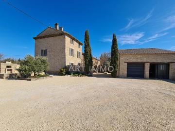 Mas Sur Terrain Avec Piscine A L'isle Sur Sorgue 203m² L'Isle sur la Sorgue