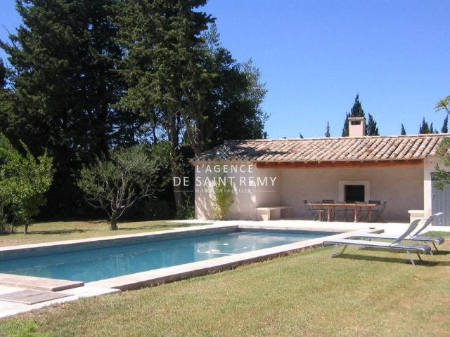 Mas provençal de caractère à vendre à Saint Rémy de Provence. 235m² Saint Rémy de Provence