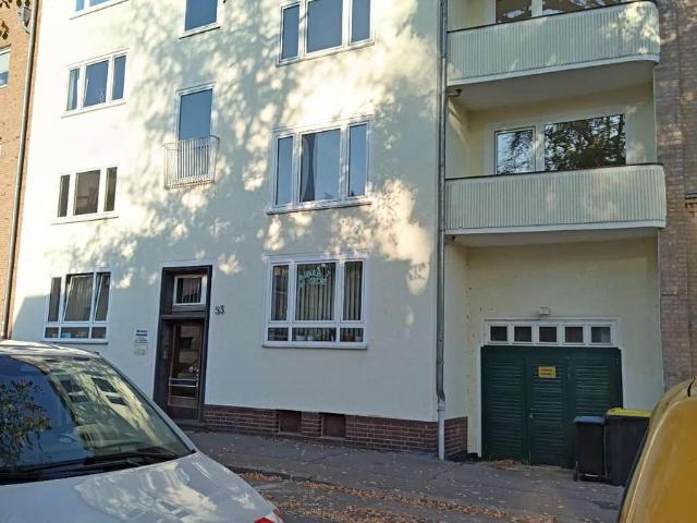 Maschsee, Wiesenstr.53, 2. Etage, Whg. Nr. 4, 2 Zimmer, Bad, Balkon, Küche, Keller und Bodenkammer