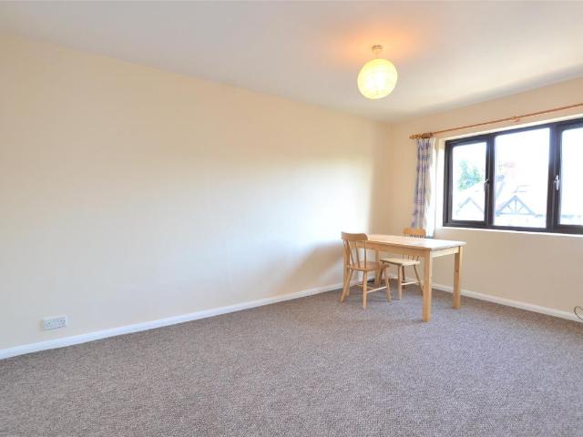 Masefield Court, Leicester Road, New Barnet, Hertfordshire EN5, 1 bed flat to rent, £1,275 pcm | PrimeLocation