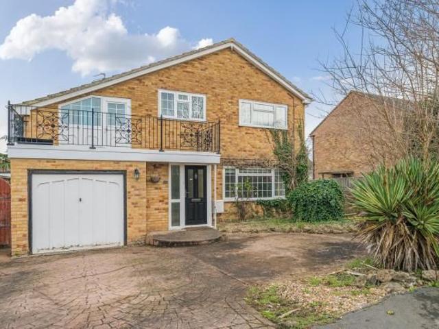 Masefield Crescent, Abingdon OX14, 4 bed detached house to rent, £2,100 pcm | PrimeLocation
