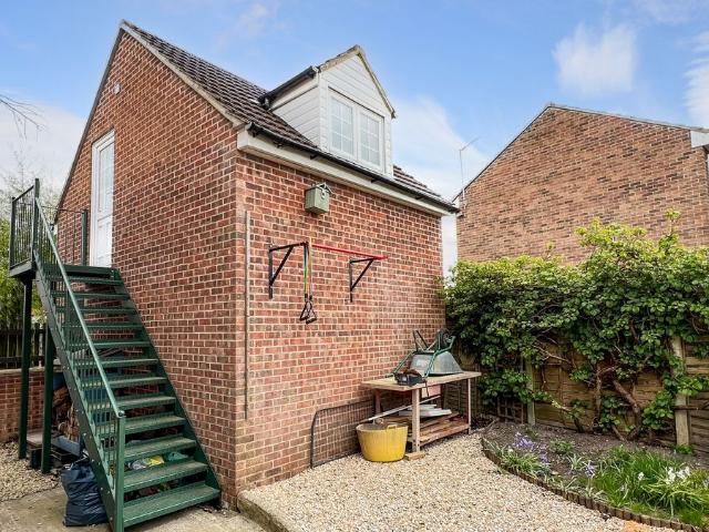 Masefield Road, Warminster, Wiltshire BA12, Studio to rent, £625 pcm | PrimeLocation