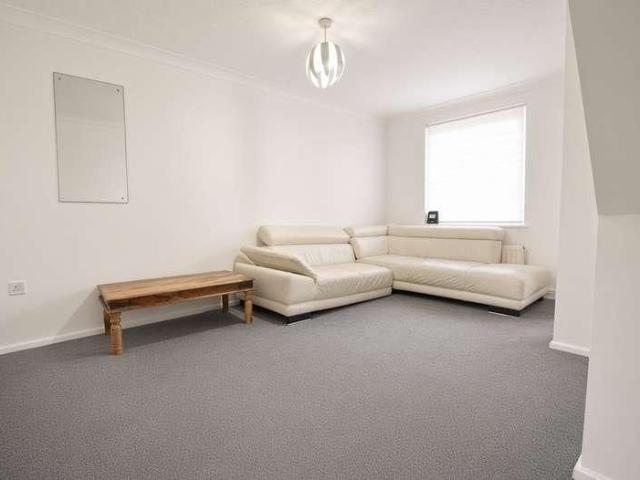 Masefield Way, Staines upon thames, TW19