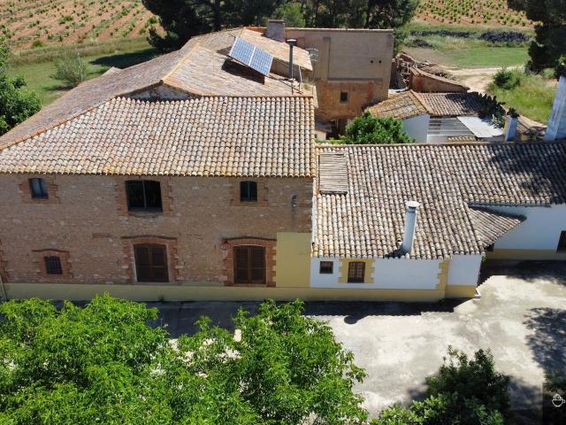 Masía con 60 hectáreas en Fontanars dels Alforins Valencia