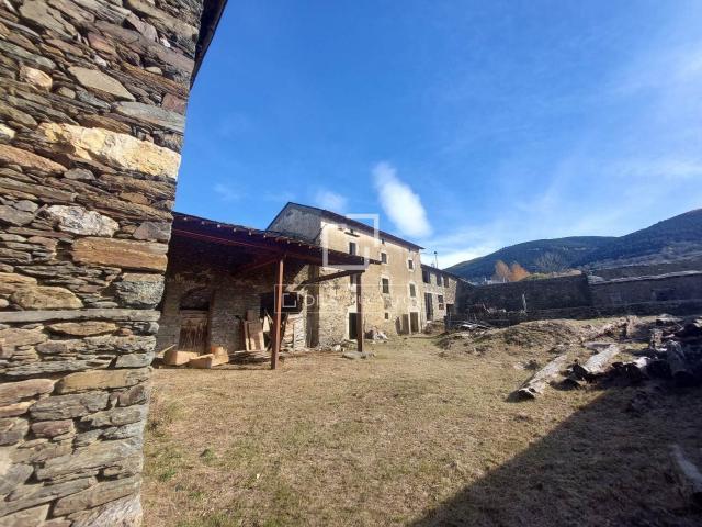 Masía con encanto y gran potencial en Sainte Léocadie – Alta. 1600m² Santa Leocadia