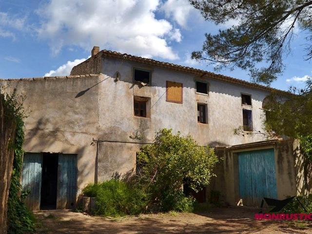 MASIA DE 600 M2 DEL SIGLO XIII A LAS AFUERAS DE VILA RODONA