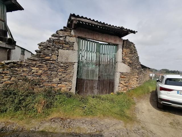 Masía en venta en Taboada. VENDO CASA PARA RESTAURAR EN TABOADA. PRECIOSA. Masías.
