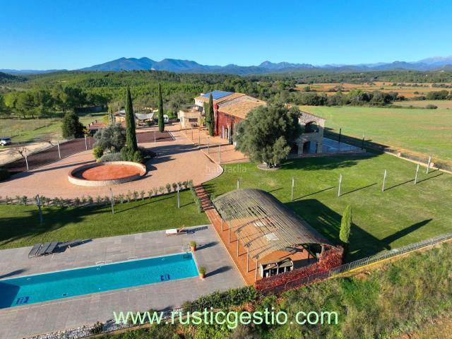 Masía en venta en Terrades. Finca rústica amb hotel rural a Llers alt empordà. Masías.