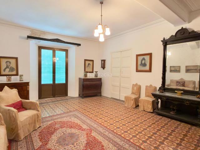 Masía en venta en Tivissa Costa Dorada. Una casa señorial con alma, en el corazón del casco antiguo. Masías.