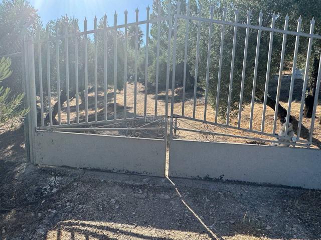 Masía en venta en Torredonjimeno. Finca Rúst. en venta en Torredonjimeno, 2 dormitorios. Masías.