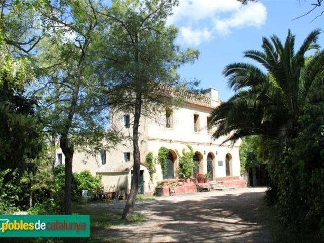 Masía en venta en Torrelavit. Casa rural en torrelavit: ideal inversores. Masías.