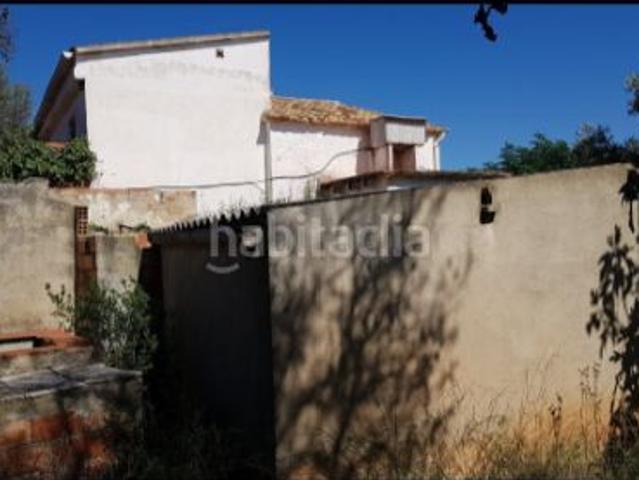 Masía en venta en Torrelles de Foix. Casa rustica en el final del pueblo con tranquilidad. Masías Torrelles de.