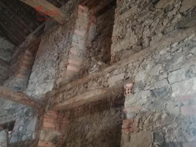 Masía en venta en Turégano. VENTA. CASA DE PUEBLO CON JARDIN. PARA REFORMAR. Masías.