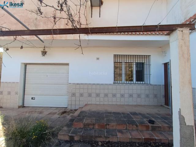 Masía en venta en Ugíjar. Vivienda Local Terreno. Masías.