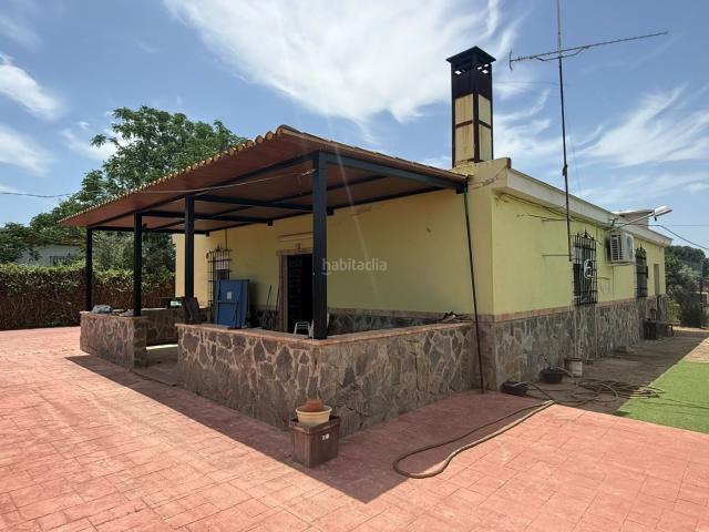 Masía en venta en Utrera, Pedanías Norte. FINCA RUSTICA IDEAL PARA LOS AMANTES DEL CABALLO. Masías.