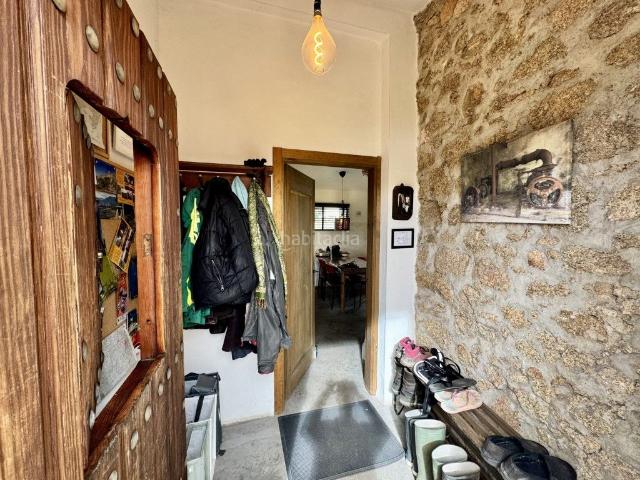 Masía en venta en Valencia de Alcántara. Finca rústica autosostenible con casa, licencia turística y vistas espectaculares. Masías Valencia de.