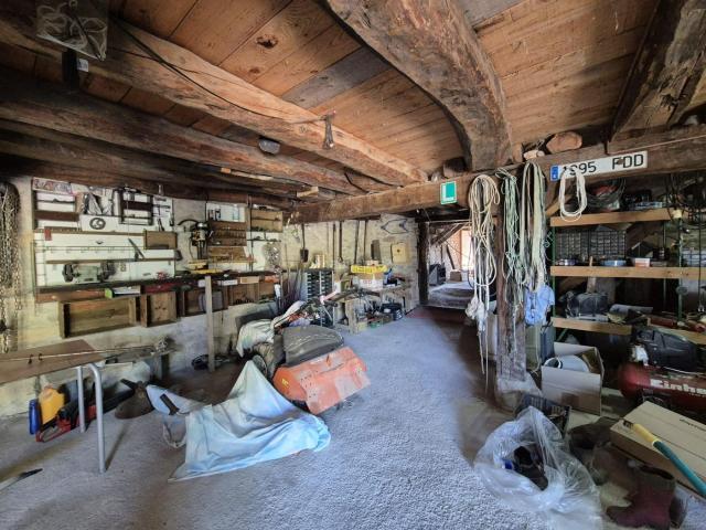 Masía en venta en Valle de Losa. Casa de piedra en Valle de Losa. Masías Valle de.
