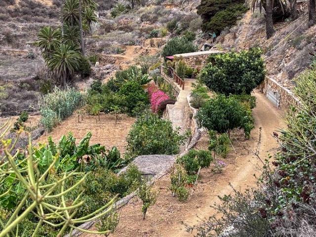 Masía en venta en Vallehermoso. Casa de campo en una gran parcela. Masías.