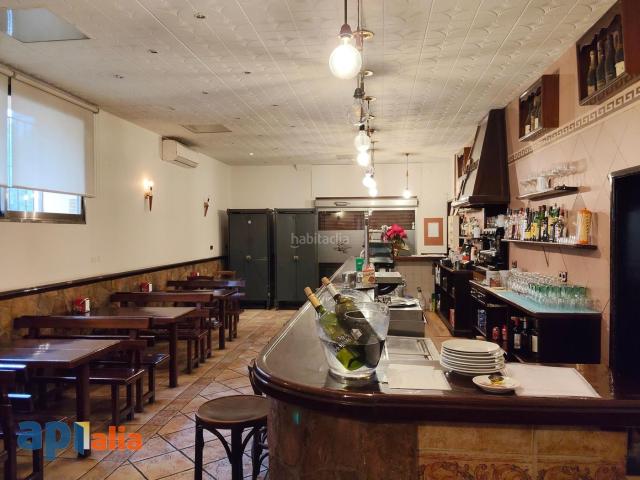 Masía en venta en Vallirana. Magnífica masía con restaurante en funcionamiento y vivienda para reformar en Vallirana. Masías.
