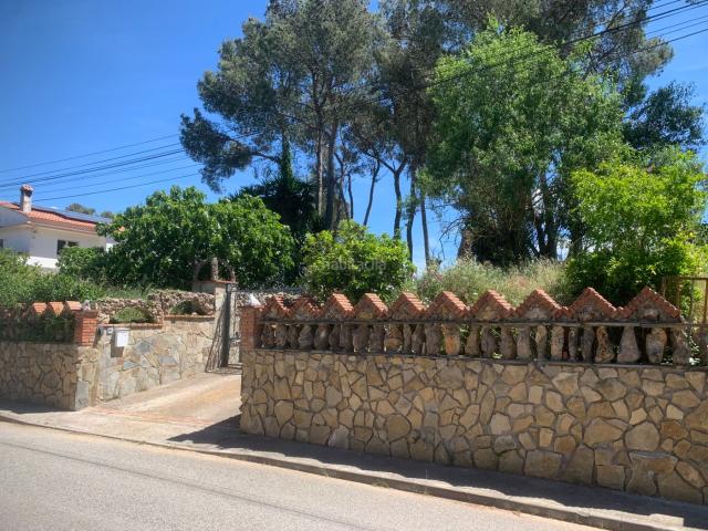 Casa en venta en Vallirana. Casas.