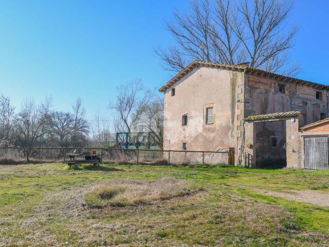 Masía en venta en Vic, Caputxins Ambulatori. Masia històrica en venda a Vic. Masías.