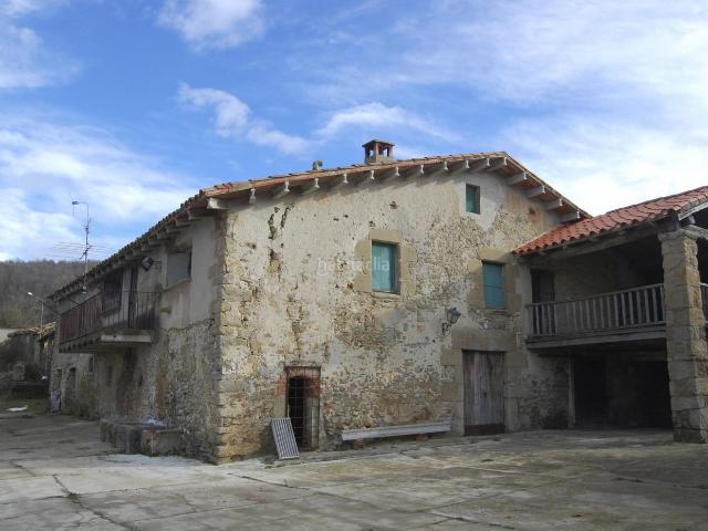 Masía en venta en Vidrà. Masías.