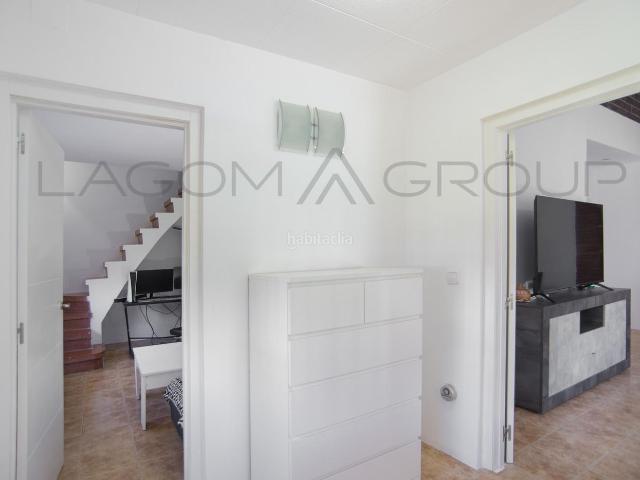 Casa en venta en Viladecans, Torrent Ballester. Tu refugio en Albarrosa casa con gran terreno y pozo propio en Viladecans. Casas.