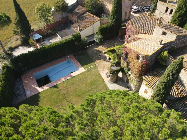 Masía en venta en Vilafant. Finca rural única en venda a Taravaus, Girona. Masías.