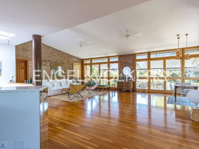 Chalet en venta en Vilanova i la Geltrú, L´Aragai Costa Dorada. EXCLUSIVA Villa de Autor a cuatro vientos en LAragai VILANOVA i la GELTRÚ. Chalets Vilanova i la.