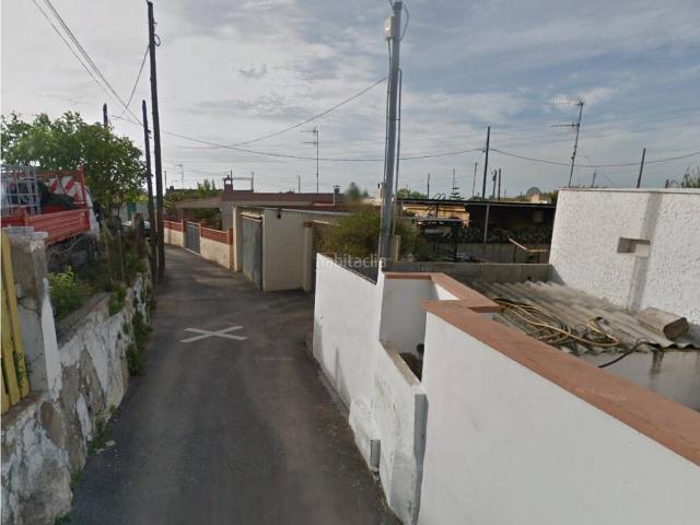 Masía en venta en Vilanova i la Geltrú, Nord Costa Dorada. Finca rústica junto a Vilanova Park tranquilidad, naturaleza y espacio por 175.000. Masías Vilanova i la.