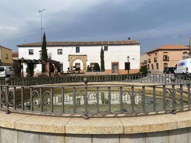 Masía en venta en Villa del Prado. Masías Villa del.