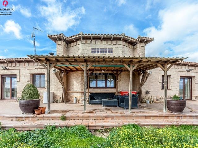 Masía en venta en Villamanta. INMORENTA ofrece esta maravillosa propiedad en el entorno rural de Villamanta, al suroeste de la Com. Masías.