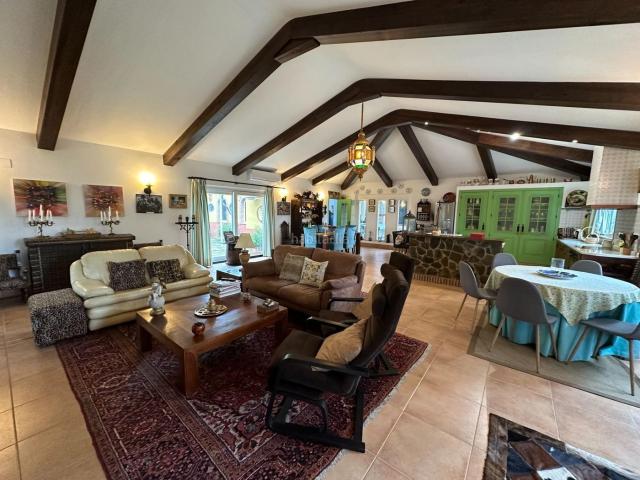 Masía en venta en Villaviciosa de Córdoba. FINCA DE ENSUEÑO EN VILLAVICIOSA, CORDOBA UN REFUGIO DE LUXE EN LA SIERRA!. Masías Villaviciosa de.