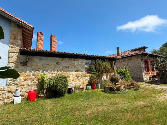Masía en venta en Villaviciosa, Tazones Argüero. EXCLUSIVA PROPIEDAD CON DOS VIVIENDAS, FINCA DE 3.500 M² Y GRAN POTENCIAL FAMILIAR O TURÍSTICO. Masías.