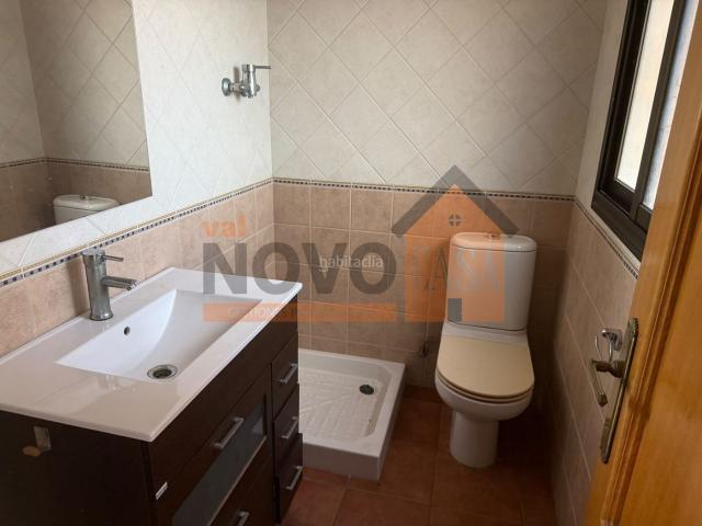 Masía en venta en Ador. Masías.