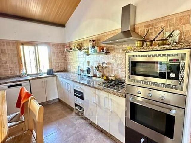 Masía en venta en Adamuz. ADAMUZ FINCA AGRICOLA DE 6 Has. CON CASA. Masías.