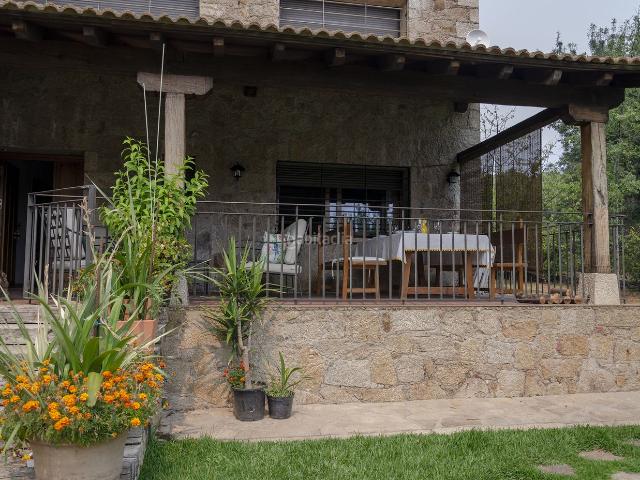 Masía en venta en Adrada La. Masías Adrada.