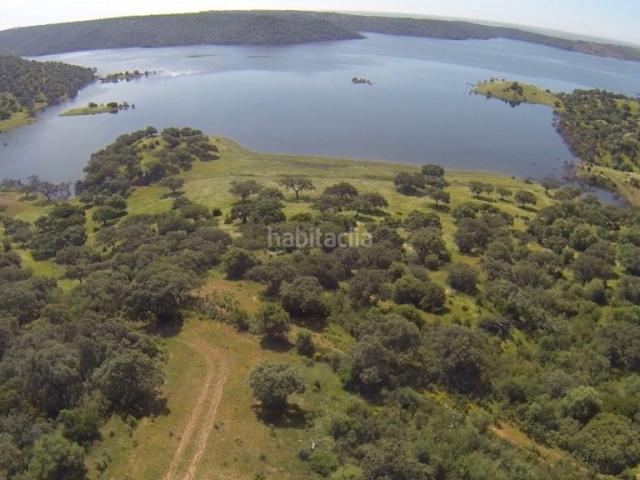 Masía en venta en Almodóvar del Río. Una hermosa propiedad lista para vivir en ella inmediatamente y con la licencia para un turismo rural. Masías Almodóvar del.