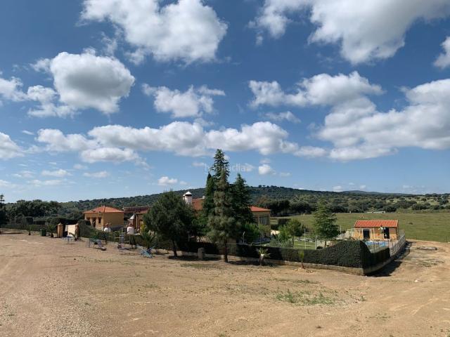 Masía en venta en Almoharín. Venta Casa Rural? Cáceres. Masías.