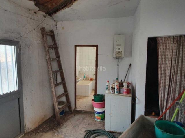 Masía en venta en Alozaina. CASA DE PUEBLO EN EL CENTRO DE ALOZAINA. Masías.