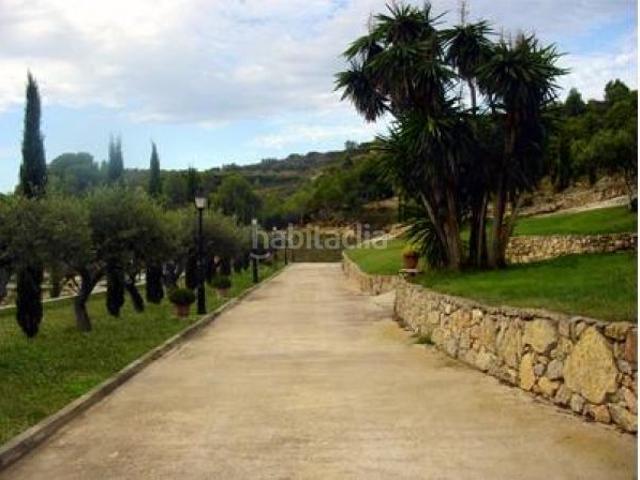 Masía en venta en Albinyana. FINCA Con equipamientos HIPICA. Masías.