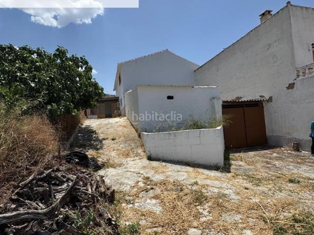 Masía en venta en Alcaudete. Casa en Sabariego con patio, terraza, corral y garaje. Masías.