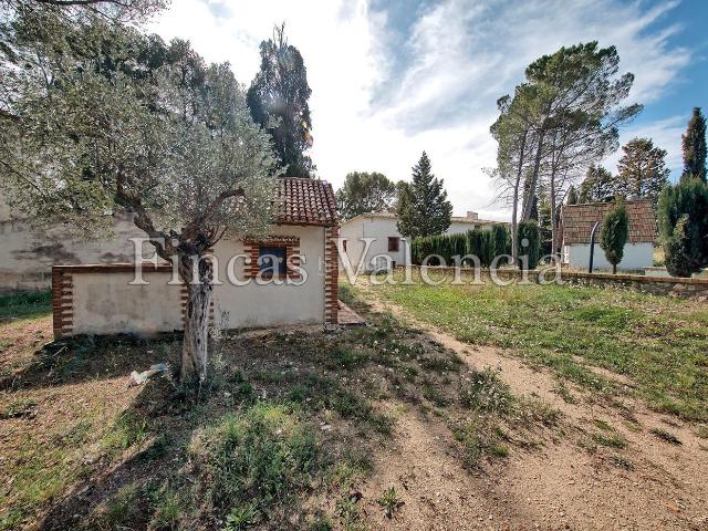 Masía en venta en Alcoi, Batoi. Masía Histórica con Encanto en la Sierra de Mariola Un Tesoro del Siglo XIX por Descubrir. Masías.