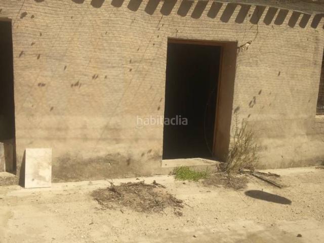 Masía en venta en Algueña. CASERON DE PUEBLO PARA REFORMAR. Masías.