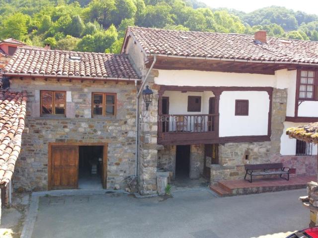 Masía en venta en Aller. CASA DE PUEBLO DE PIEDRA CON CUADRA. Masías.